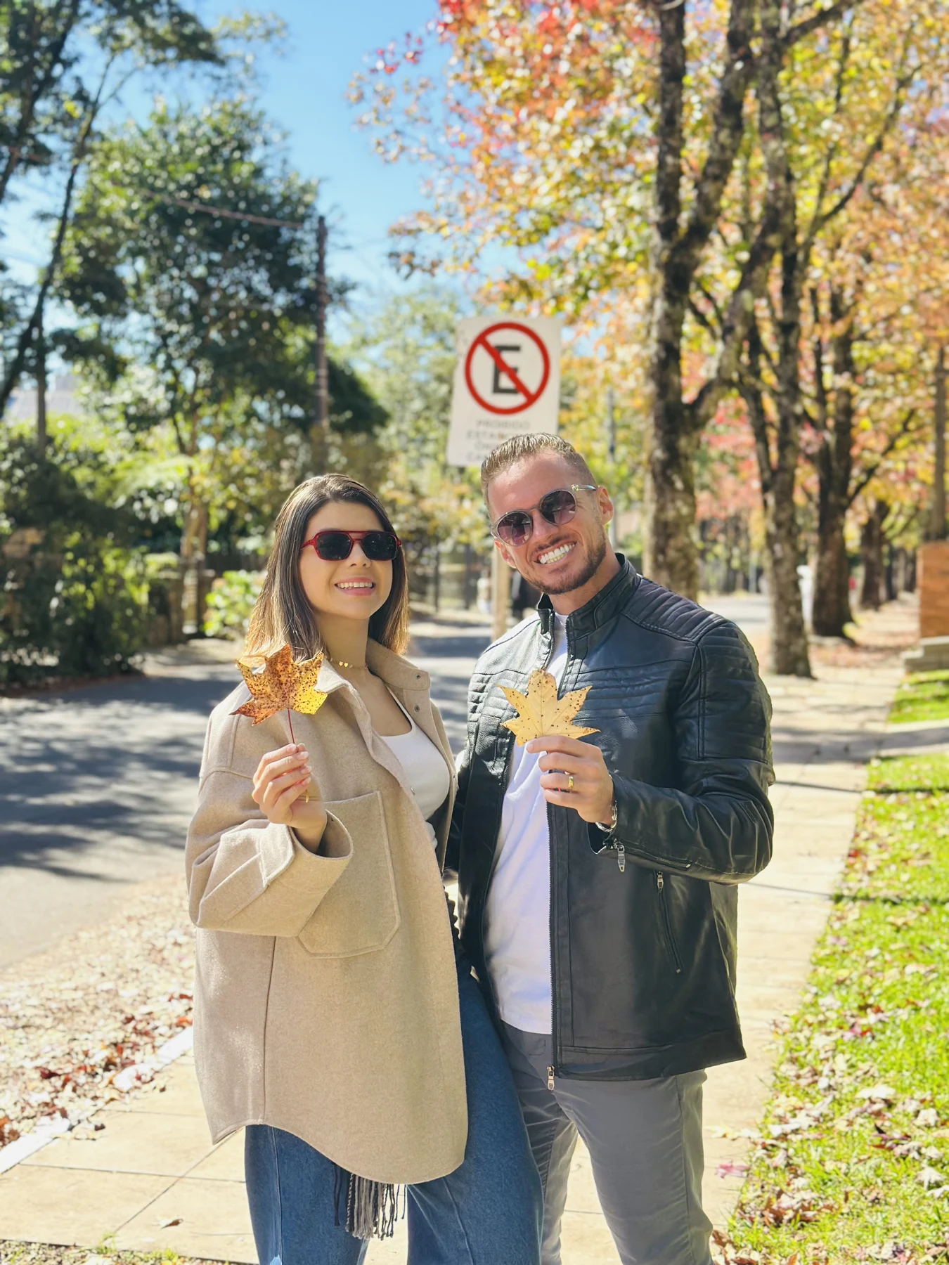 Rafael e Vanessa aproveitando um passeio em Gramado